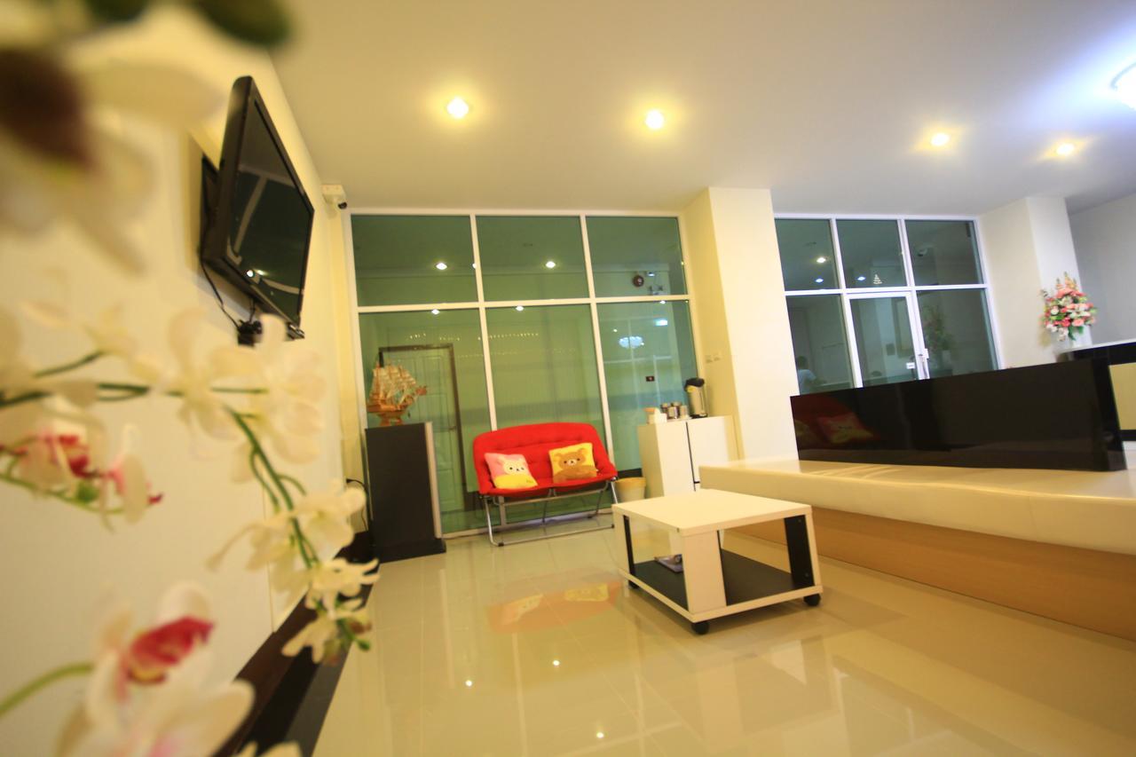 Orapan Place Lampang Esterno foto