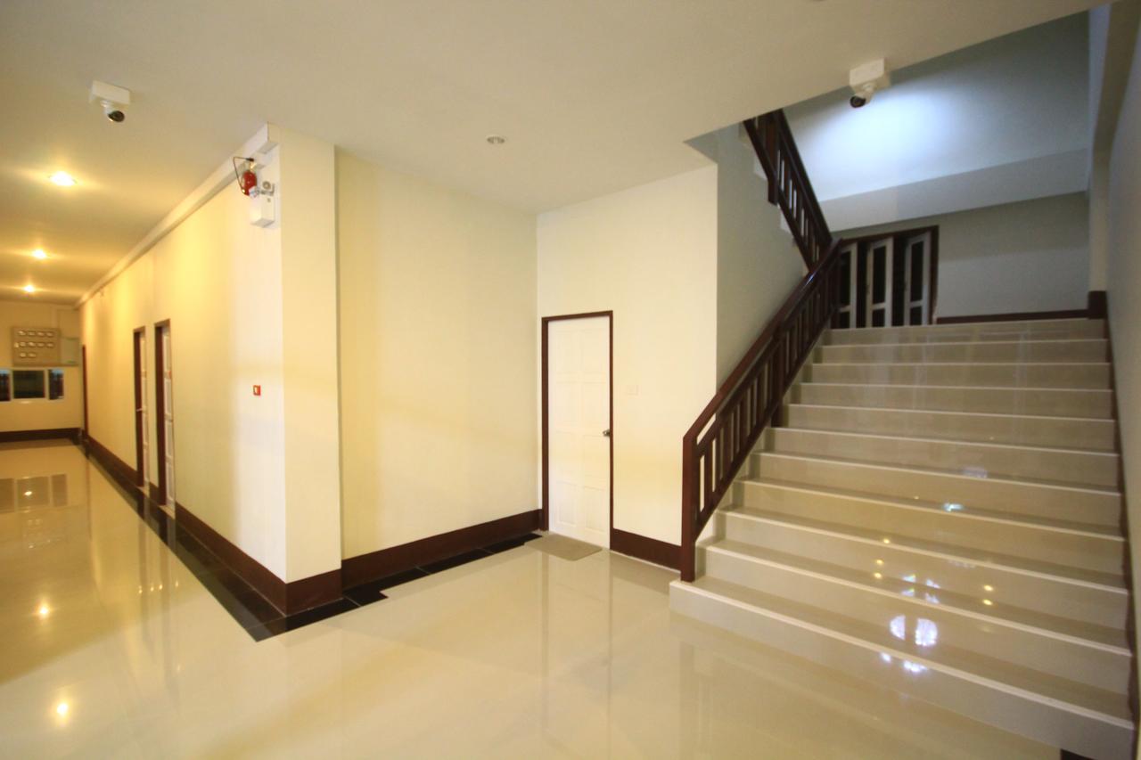 Orapan Place Lampang Esterno foto