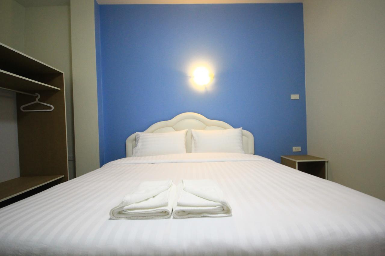 Orapan Place Lampang Esterno foto