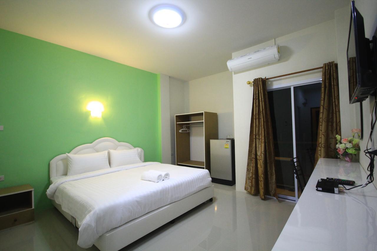 Orapan Place Lampang Esterno foto